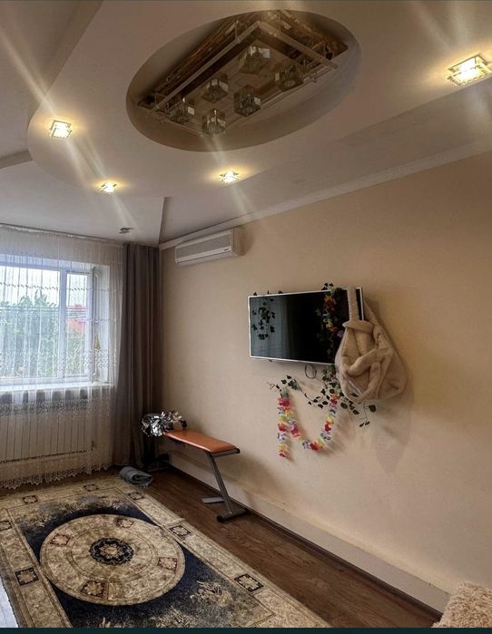 (13) Продам крепкий дом в центре Великодолинского