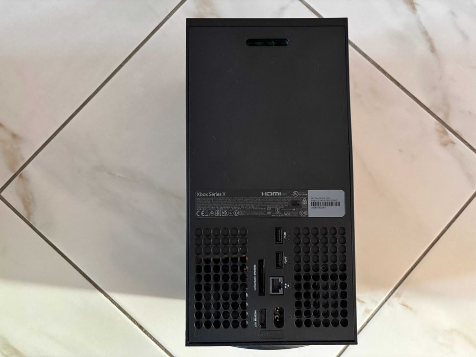 Xbox Series X 1 ТБ Black + 3 игры в подарок