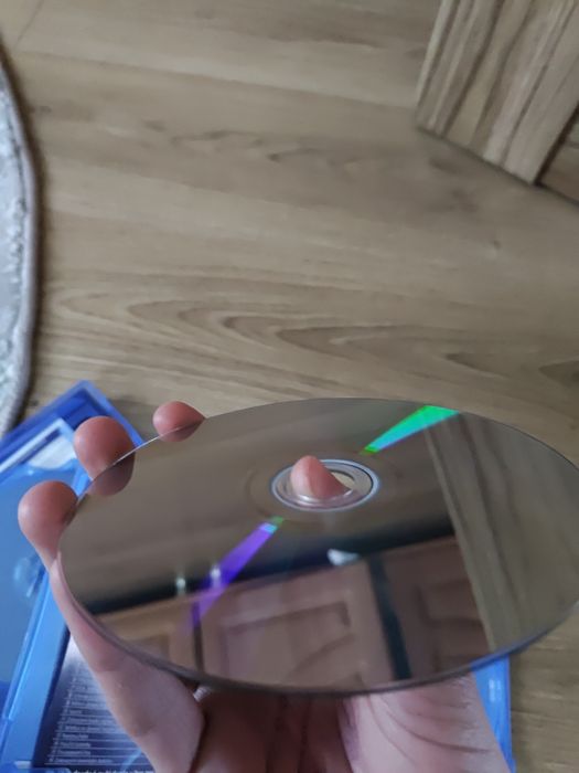 TLOU 1 remastered + TLOU 2