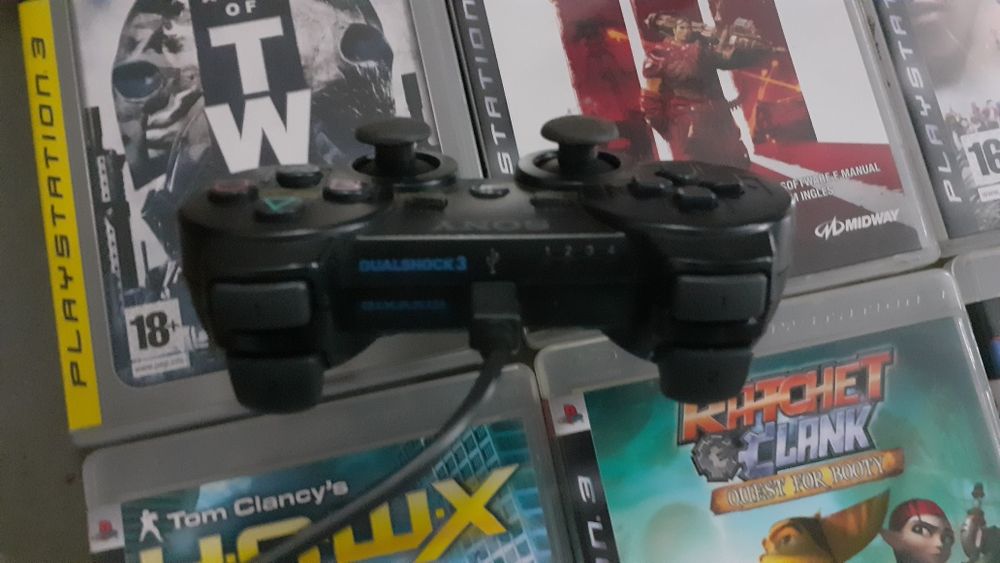 PlayStation 3, modelo FAT cechl04