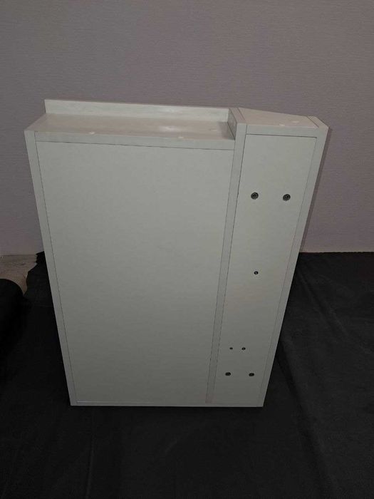 Навісна шафка для ванни виробництва Альма меблі