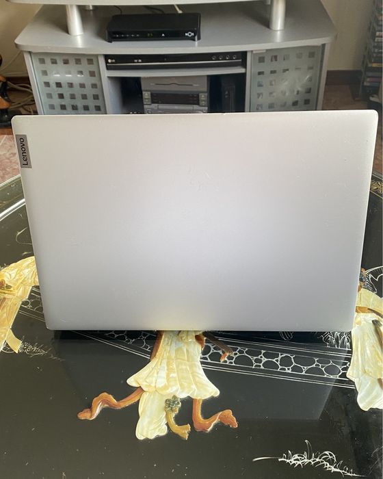 computador portátil Lenovo IdeaPad slim 1 - 14AST-05 4 GB RAM