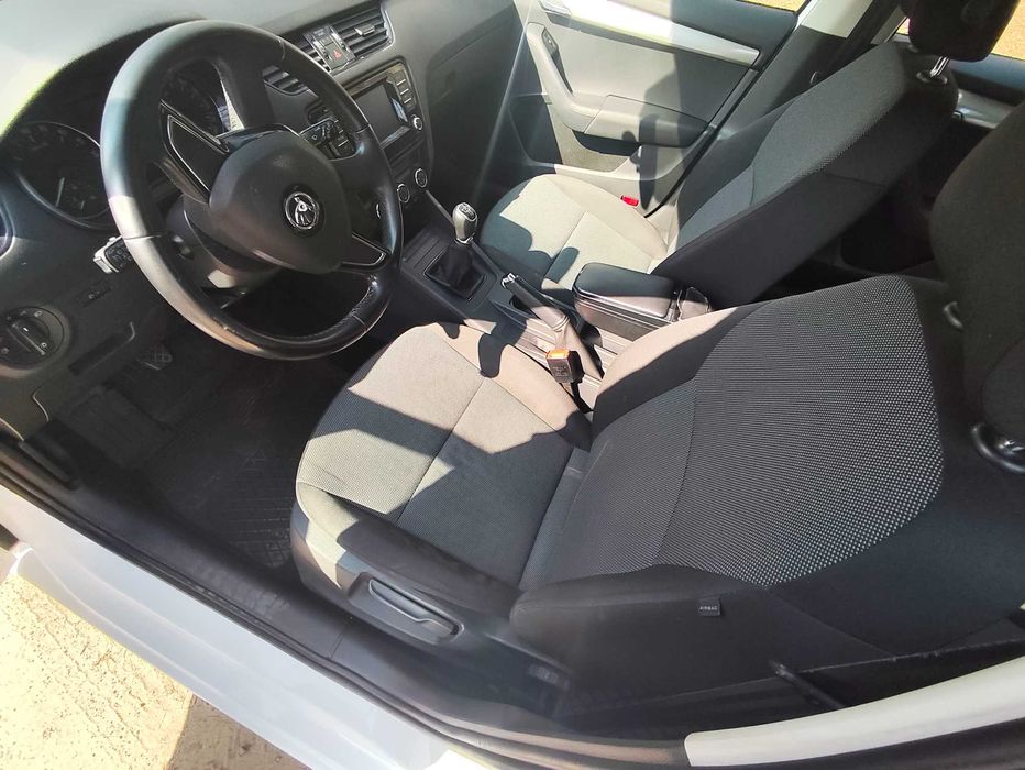 SKODA OCTAVIA III COMBI 1.6 TDI –  Zadbana, Doinwestowana