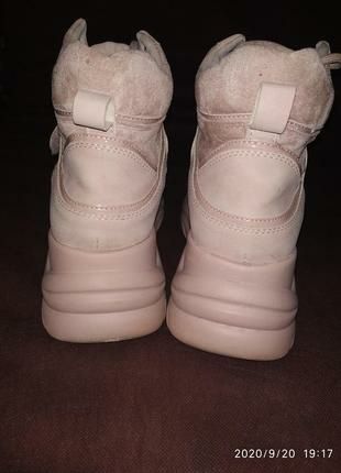 Демісезонні кросівки на платформі