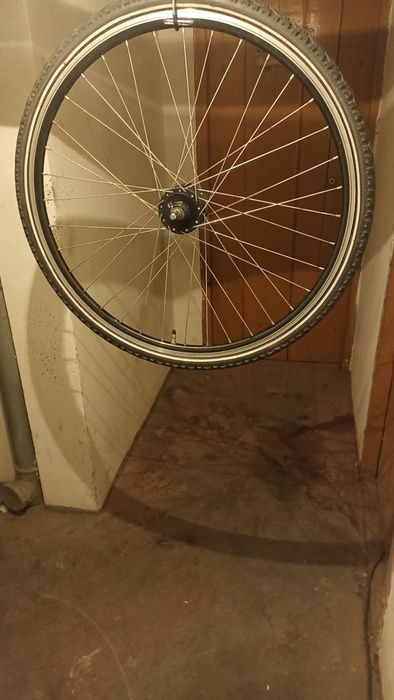 Koło z prądnicą Nexus 28" obręcz RYDE czarna