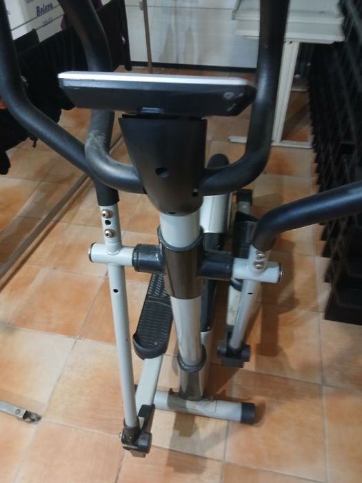 Selling a step exercise machine450801794381271040