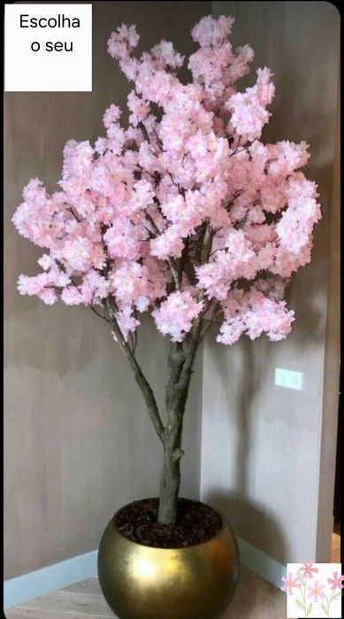 Arvores artificiais com tronco natural