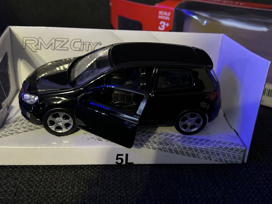 Vw golf gti w skali 1.32