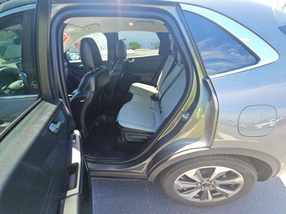 2025 Ford Escape Hybrid Platinum