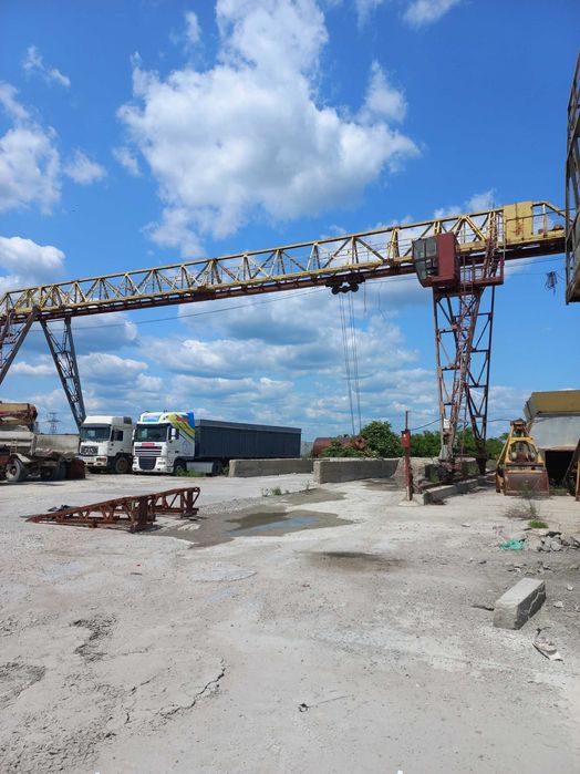 Лицензированную  организация с производственной и ремонтной базой