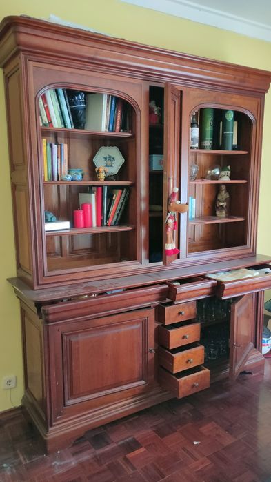 Móvel de sala em cerejeira estilo Luís xv