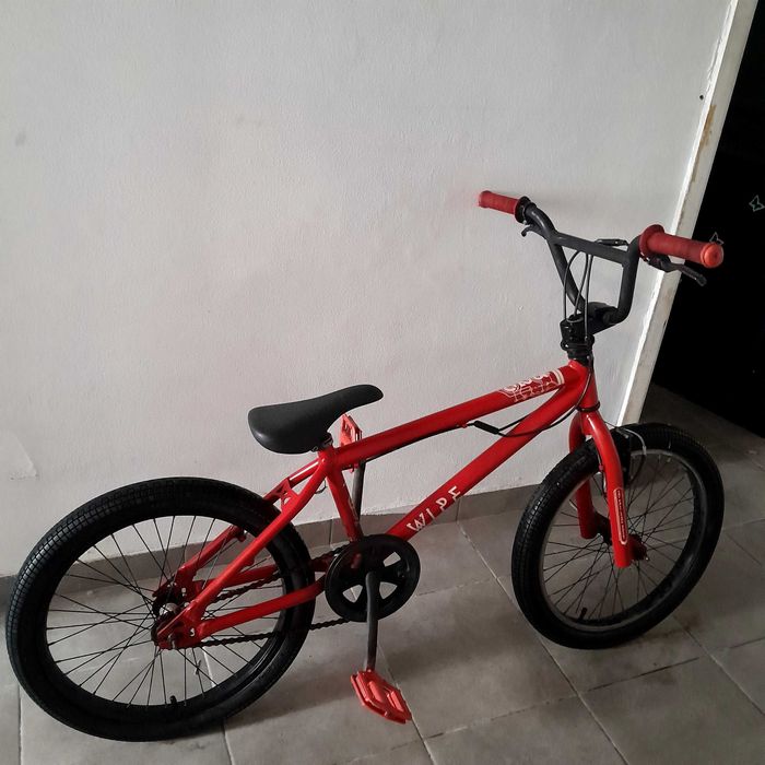 Tou a vender uma bmx