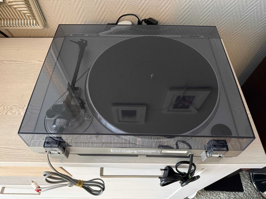 ONKYO CP-1026A Gramofon półautomatyczny Hi-Fi