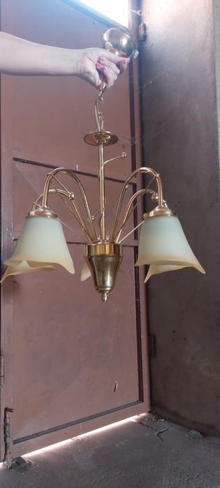 Candeiro teto dourado