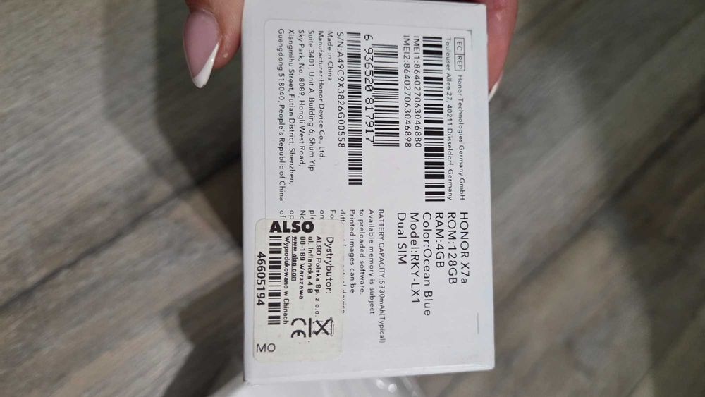 telefon komórkowy