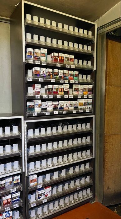 Шафа для сигарет та тютюнових виробів