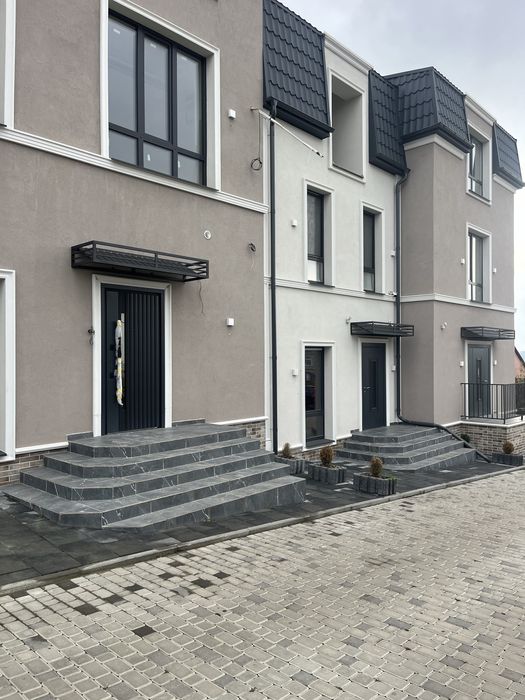 Будинок з Сучасним Євроремонтом + Басейн + Барбекю зона