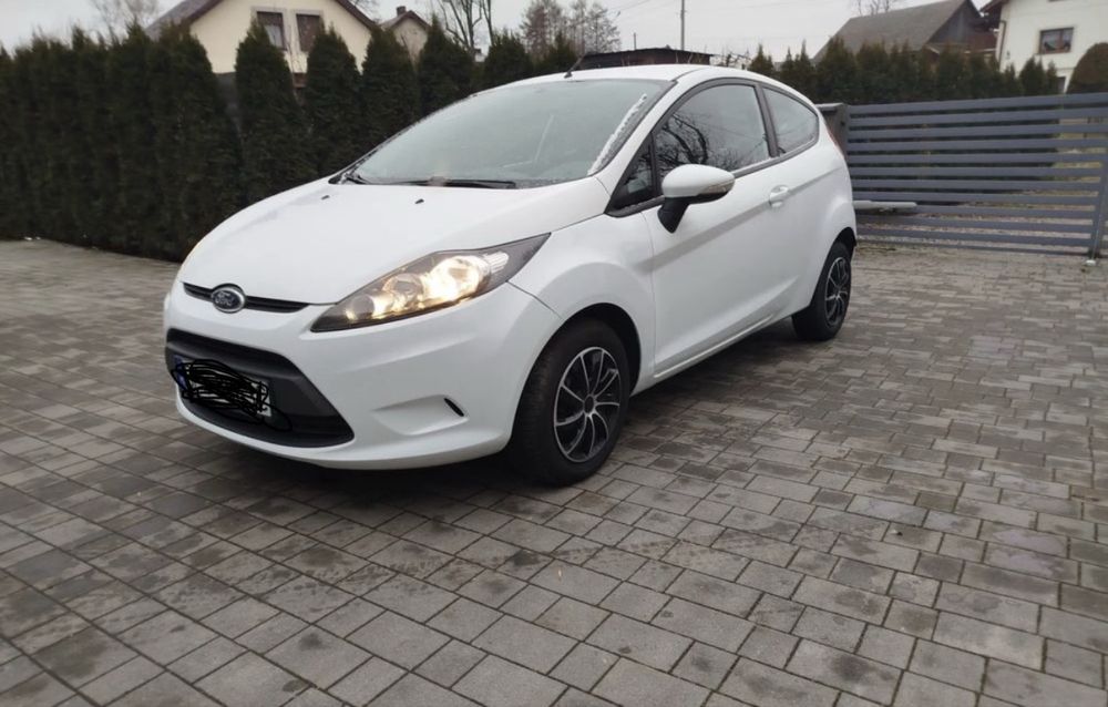 Wynajem samochodu radom 60 zl doba