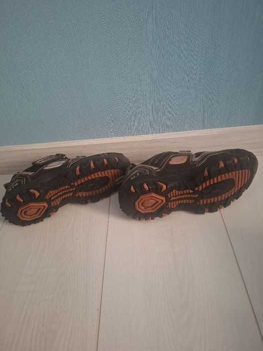 Демісезонні кросівки Skechers