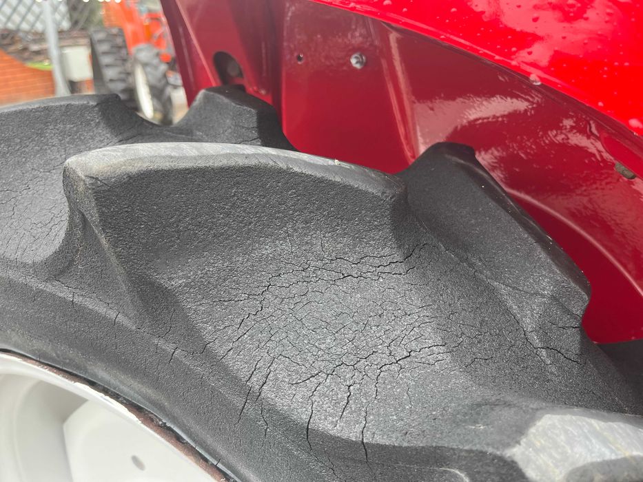 Японський тракторYANMAR AF18D