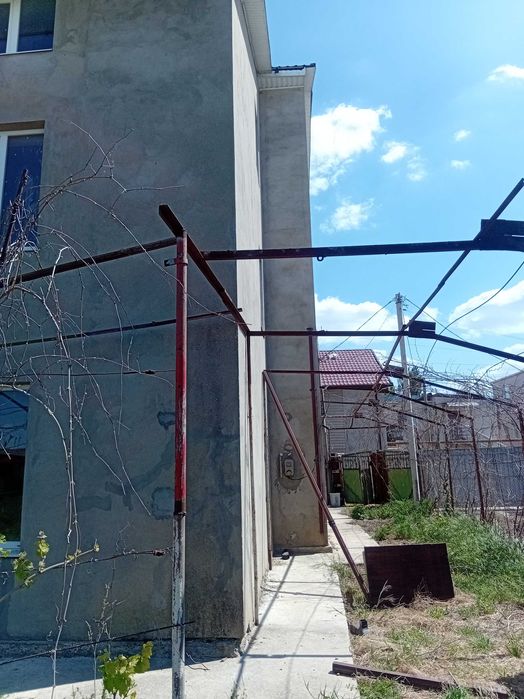 Продам новый дом в самом центре идеально подойдёт под гостиницу