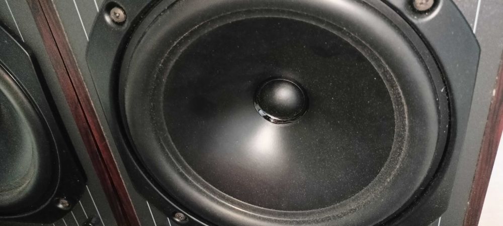 Kolumny KEF-C20