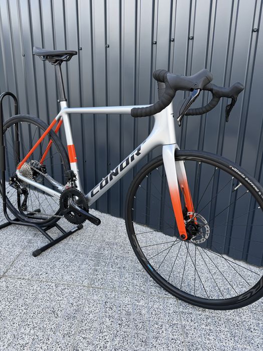 Bicicleta carbono conor 105 com di2 NOVA (ultima unidade)