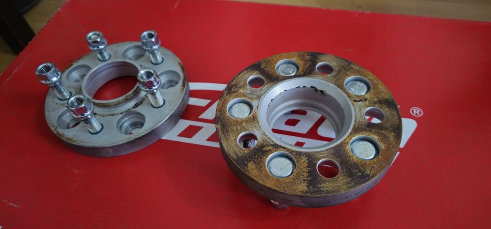 Espaçadores Eibach Pro-Spacer 20 mm para Volvo V40  |  Como Novos
