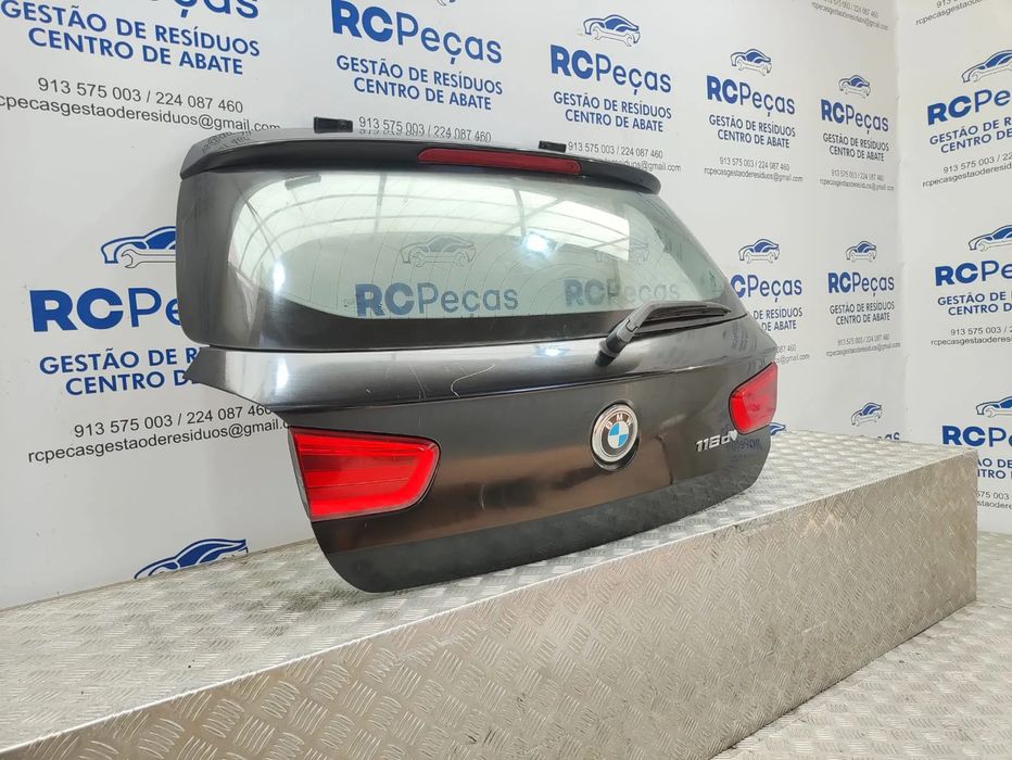 Porta Tampa de Mala BMW Serie 1 F20 F21 LCI