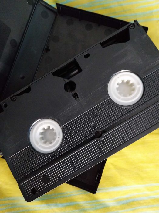 VHS  "Rua Sésamo - O Gualter e as Borboletas - Número 19