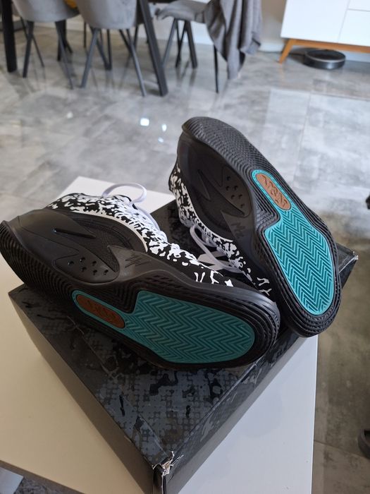 Buty Jordan Zion 3 - koszykarskie rozm 45