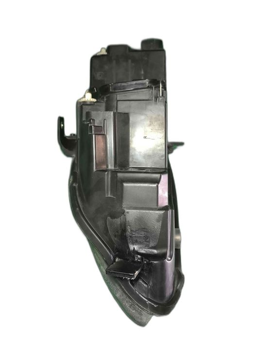 Ótica / Farol Direito SEAT LEON