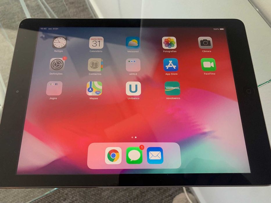 IPad AIR WIFI 9.7”- Model A1474 -16 GB - Space Grey