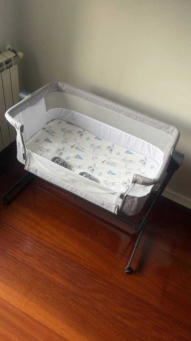 Berço co-sleeping Kindergarten em ótimo estado
