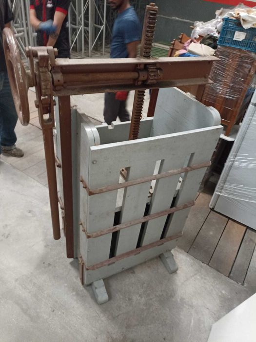 Prensa de Papel Manual antiga em ferro e madeira