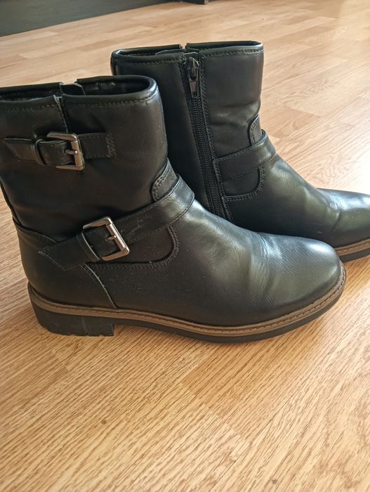 Botki skórzane esprit