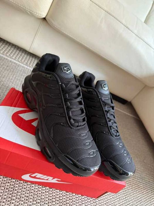 Buty sportowe Nike_Air _Max_TN_Plus_Black_Gum Rozmiar.38