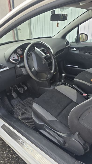 Peugeot 207 1.4 hdi