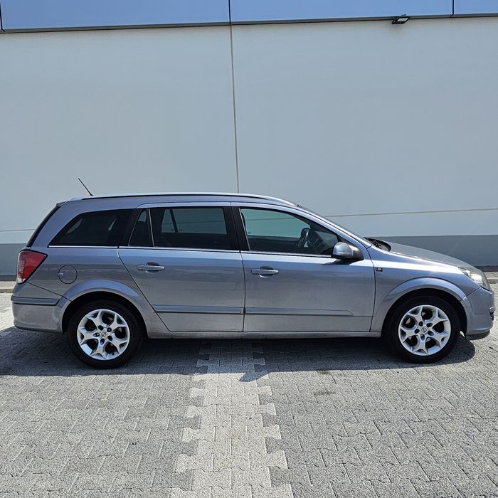 Vendo opel astra 1.7 motor muito fiável e económico esta em ótimo estado geral
