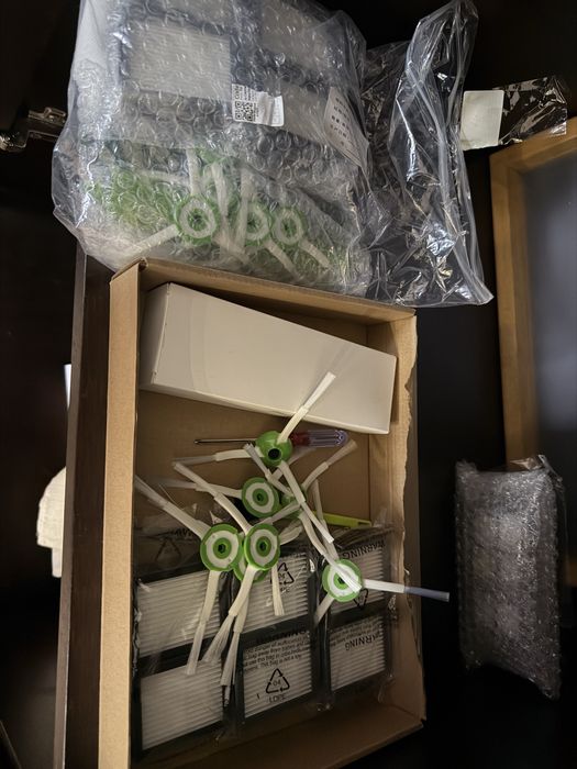 Robot Aspirador con conexión Wi-Fi Roomba®j7+ Com Garantia