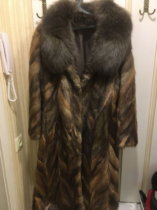 Шуба женская пыжик.