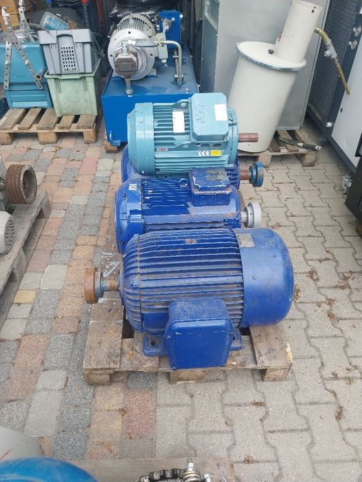 silnik elektryczny, silniki z przekładniami,różne moce i obroty.