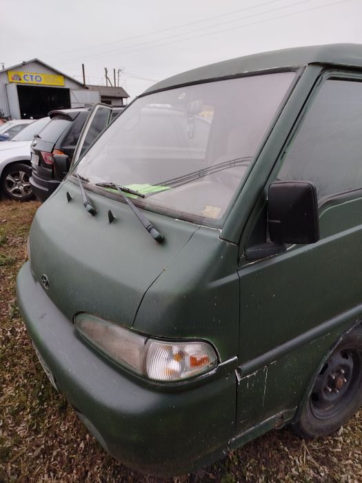 Автомобіль Hyundai H 100