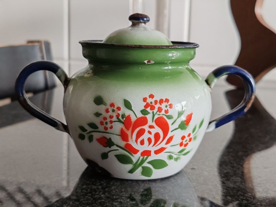 Materials for Dispatch64286380515843124