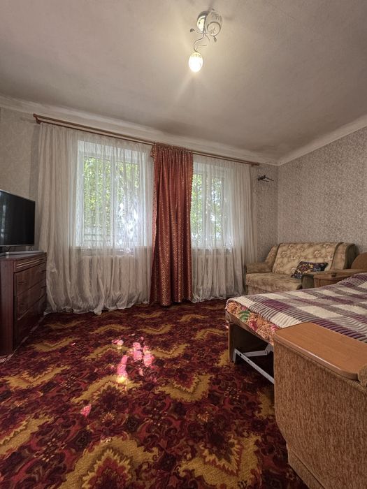 Продаж будинку і зем ділянки/Сонячне