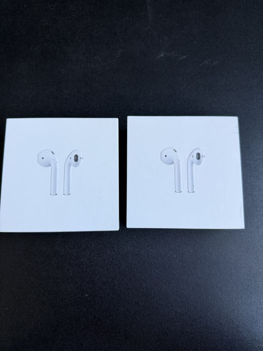 Коробки Apple AirPods