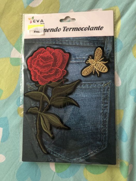 Remendo termocolante-flor e abelha