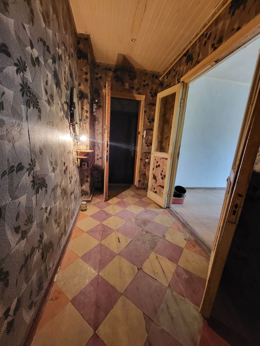 Продам двухкомнатную квартиру. Центр города. Y.A.