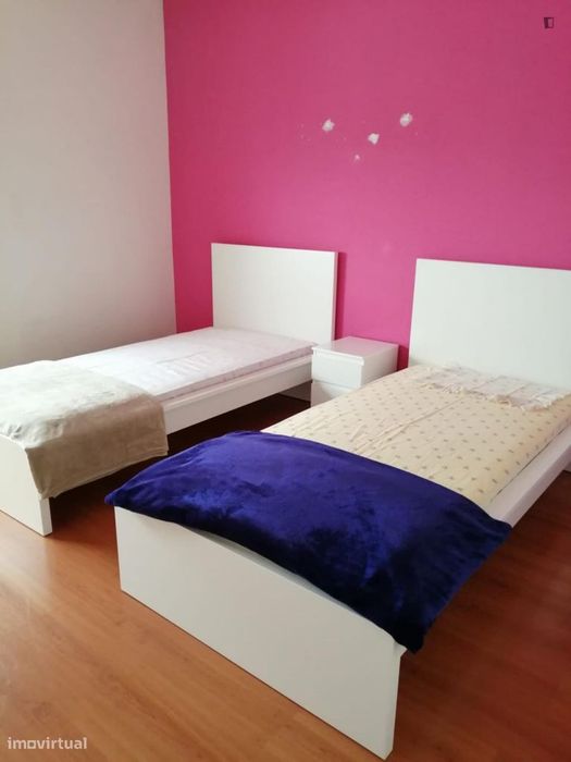 Quarto - localizado em Lisbon