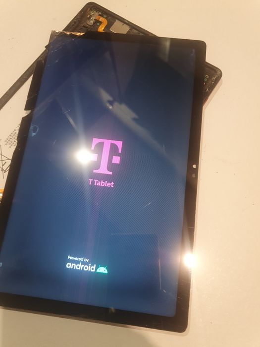 2x lcd uszkodzone T Tablet 5G T-mobile do zgrania danych
 Timobile
